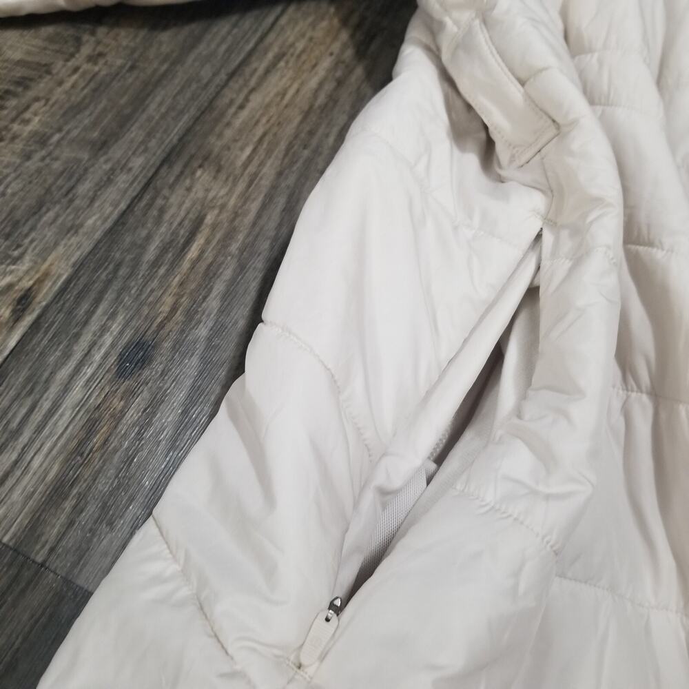Lululemon Insulated Wrap Jacket in White Opal size 8 (Missing Wrap) - Picture 10 of 16